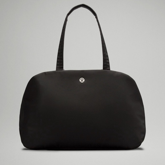 NWT Lululemon City Essentials 25L Travel Bag - Picture 1 of 13